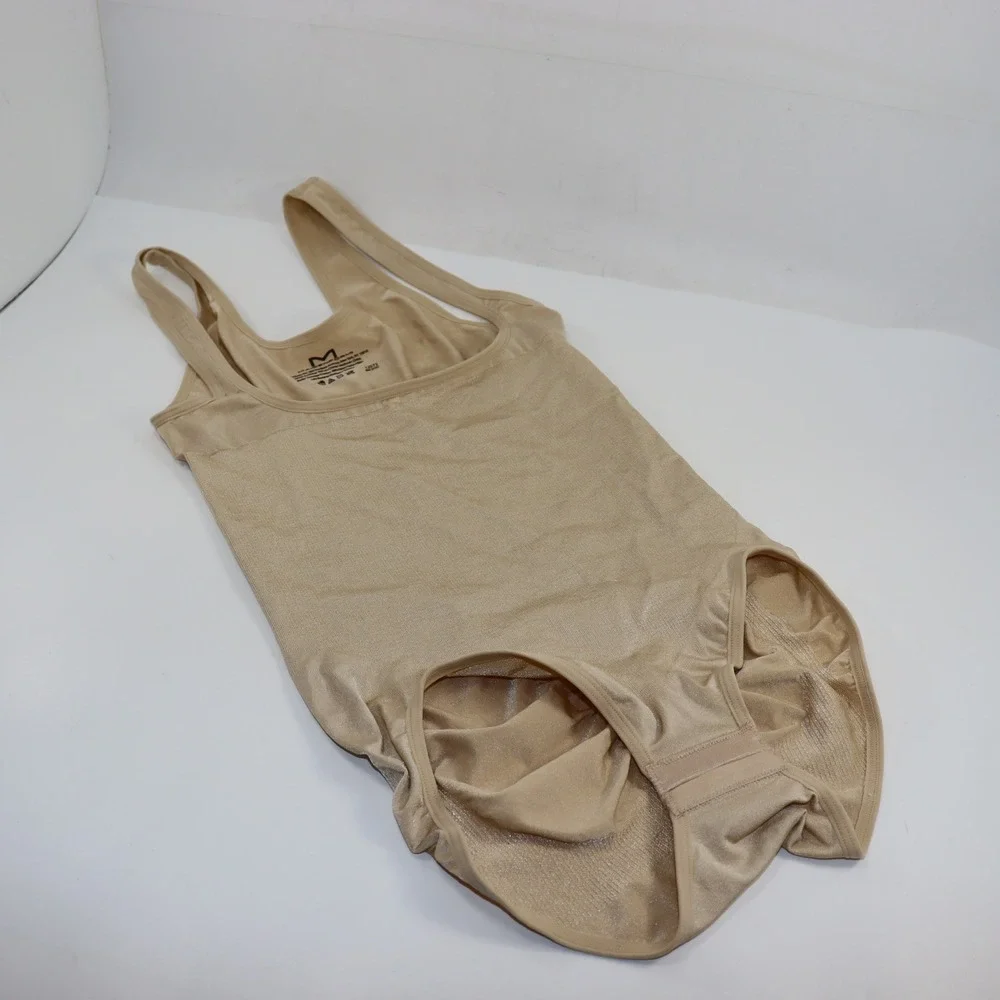 Maidenform Shapewear Bodysuit Large Beige Womens Ruched‎ Back Slimming Shaper